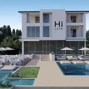 Hotel Hi - Lakeview Pool