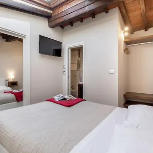 Boutique Santa Maria Novella *** Florence